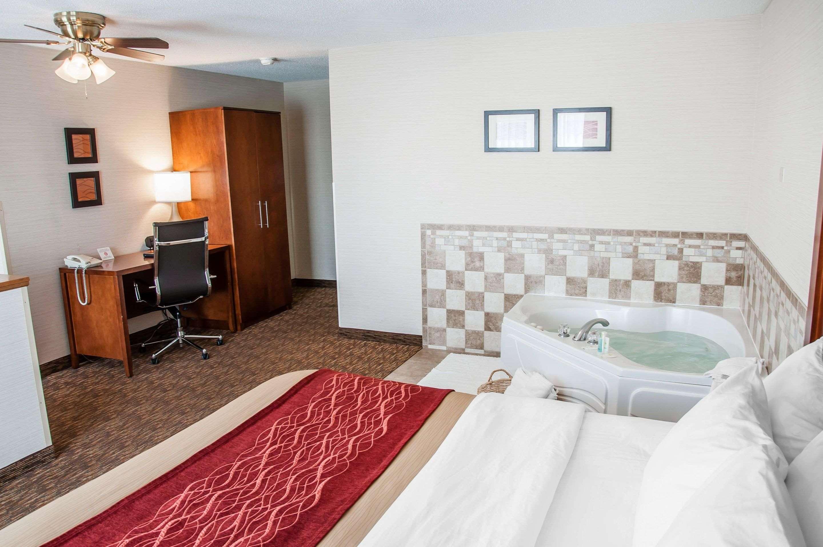 Comfort Inn Dickinson Exteriör bild